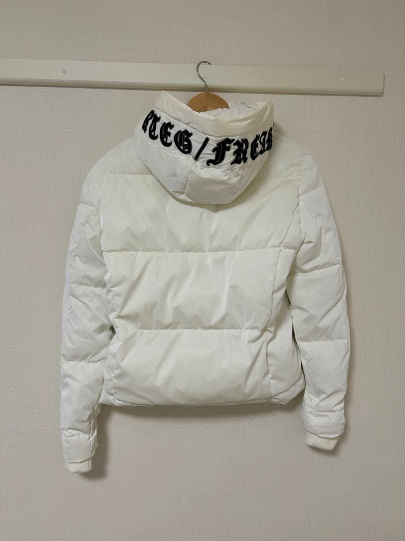 夏限定値下げ❕】RTEG アダムスジャグラー ダウン 白 ホワイト - メルカリ