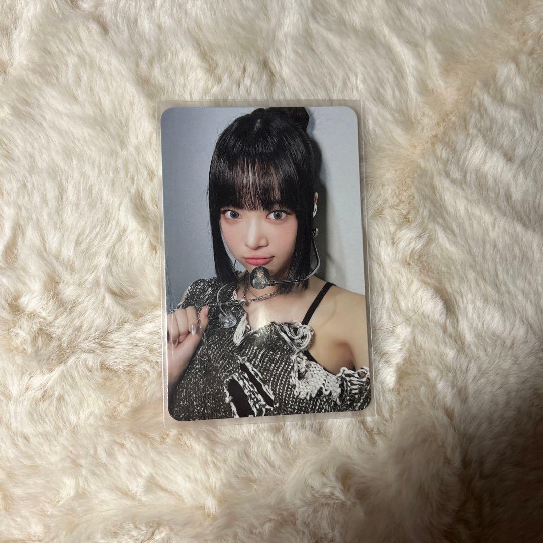 Lesserafim unforgiven shopee ウンチェ トレカ - メルカリ