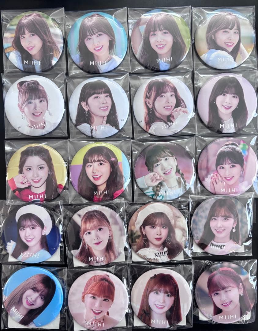 NiziU みいひ 缶バッジ メキハピ〜AWAKEまで全て - メルカリ