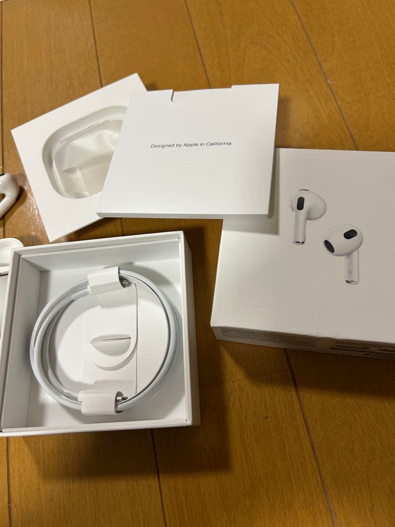 AirPods3 本体 正規品 充電ケース 箱 ライトニングケーブル付き