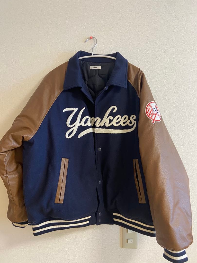 希少・完売品】Perushu × MLB ヤンキース コラボスタジャン L - メルカリ