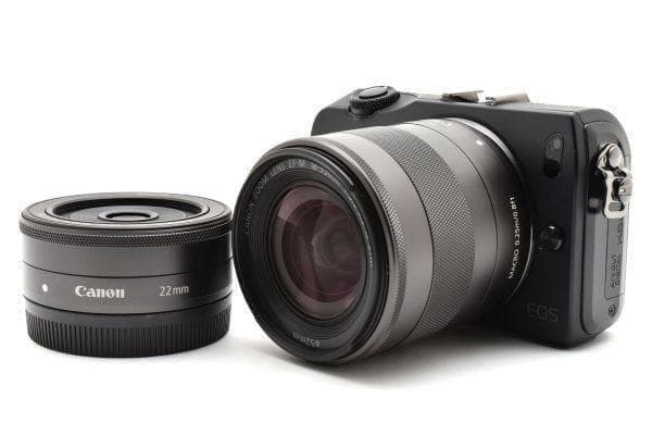 キャノン Canon EOS M ダブルレンズキット バッテリーx２《元箱付き》
