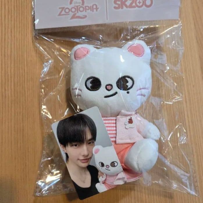 SKZOO ズートピア ヒョンジン トレカ プラッシュ straykids - メルカリ