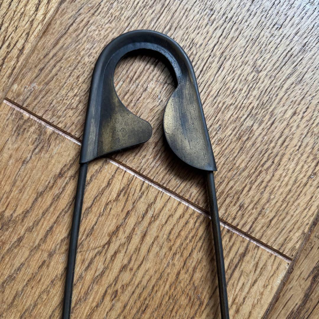 も*る様 beauty:beast レア】真鍮製巨大安全ピン 90's - 小物オリジナル