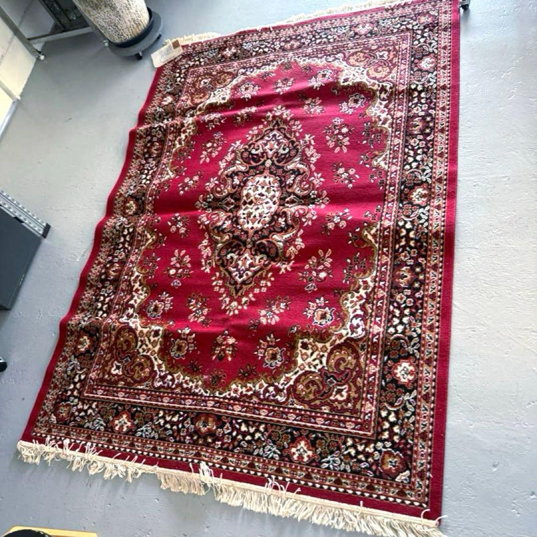 ベルギー製　オリエンタルデザインラグ 1.60m x 2.30m