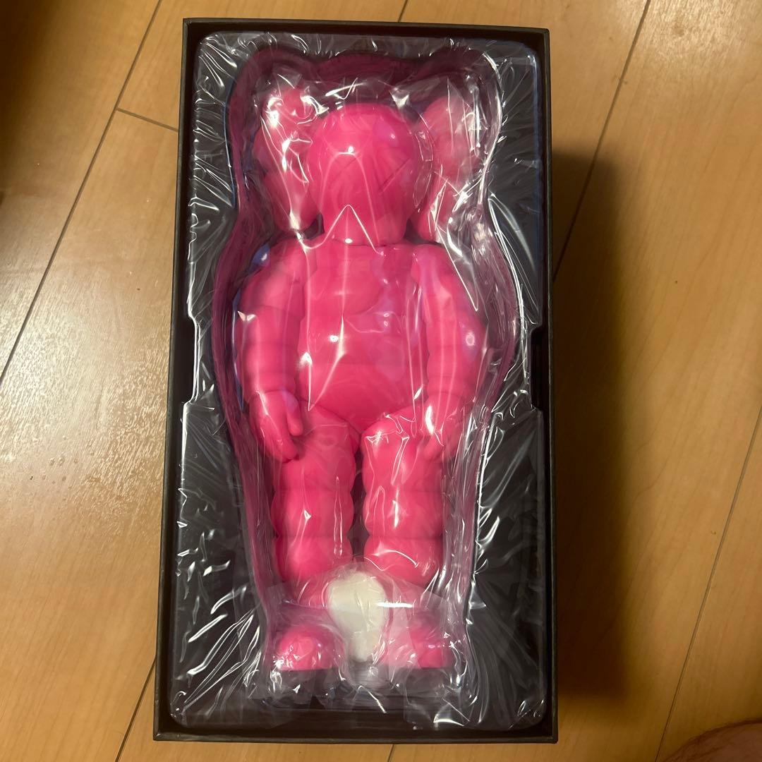 KAWS WHAT PARTY 真作　カウズ カウズが新作 “ワットパーティー” チャムのフィギュアを発売する