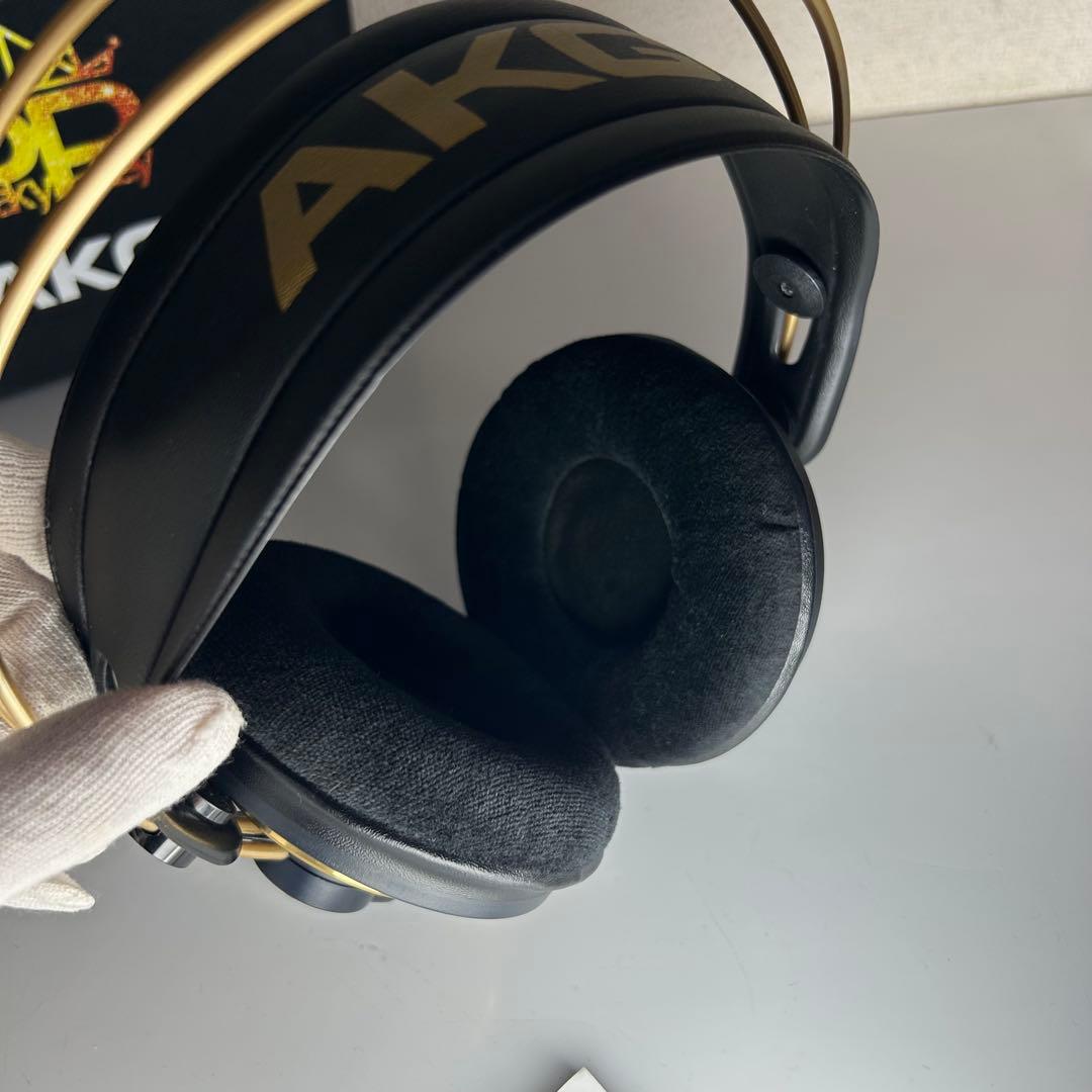 美品】AKG K240 P/PP PEAKY-KEY ヘッドフォン ケース付き