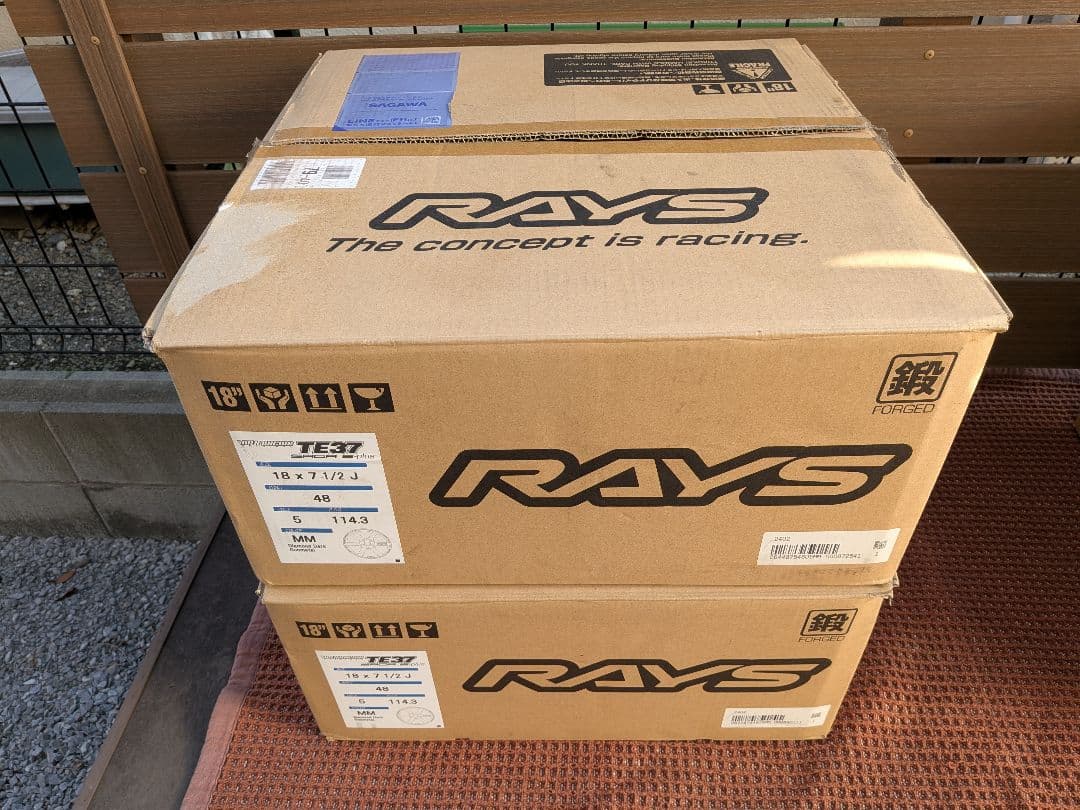 RAYS TE37 SAGA S-plus 18インチ 7.5J＋48 4本