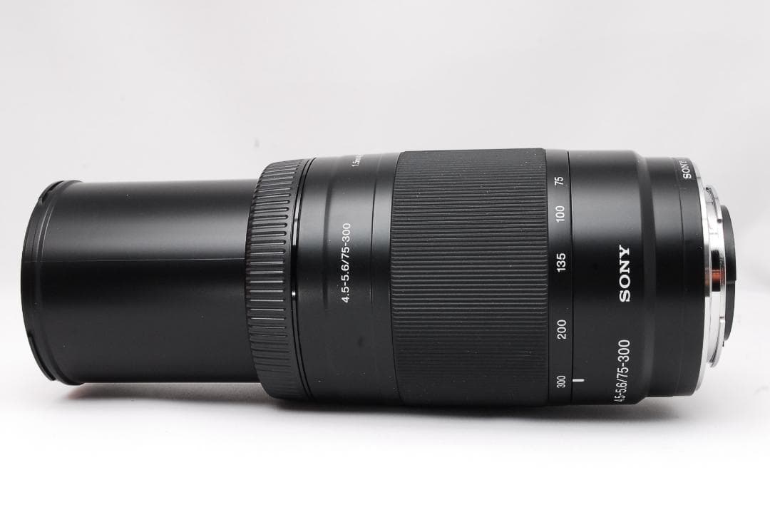 どんちゃん ソニー75-300mm 外箱付き 望遠レンズ F4.5-5.6
