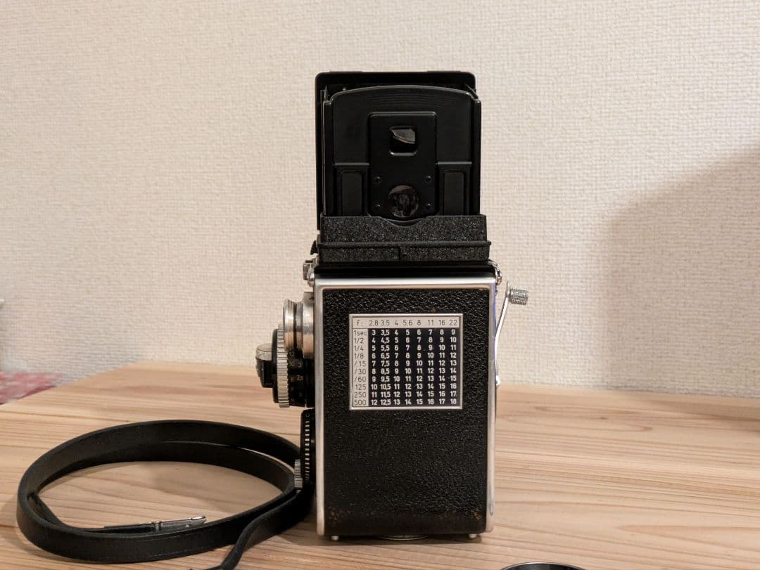 ☆藻炉大王☆Rolleiflex 2.8ｆPlanar 80mm