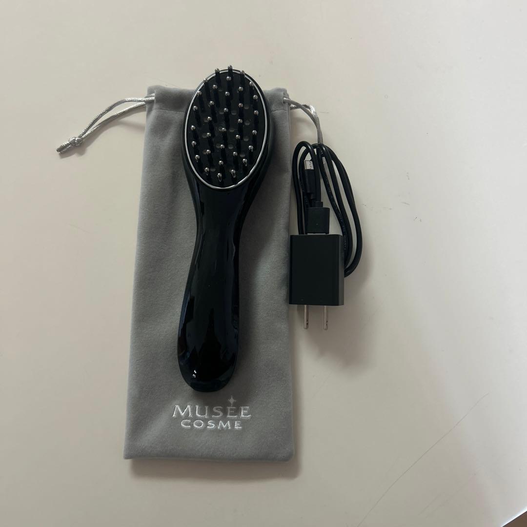 MUSÉE COSMÉ 美顔器 ブラック 充電器・収納袋付き