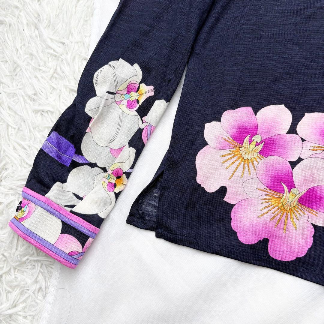 レオナール シルク混 ボウタイ花柄ブラウス トリム 長袖 比翼ボタン