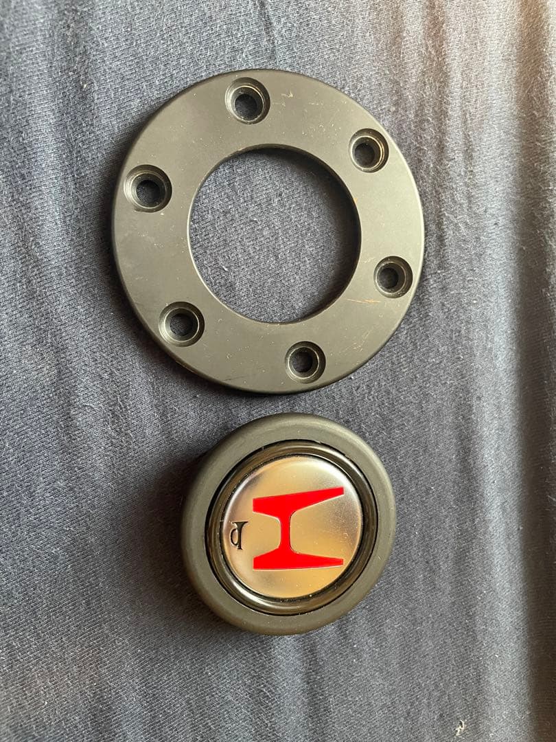 ホンダ NSX ホーンボタン Amazon | HONDA (ホンダ) 純正部品 スイツチ ホーンボタン NSX 品番