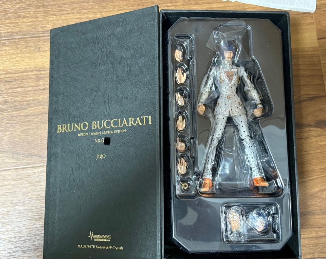 ブルーノ・ブチャラティ スワロフスキー限定版 荒木飛呂彦 超像可動 完