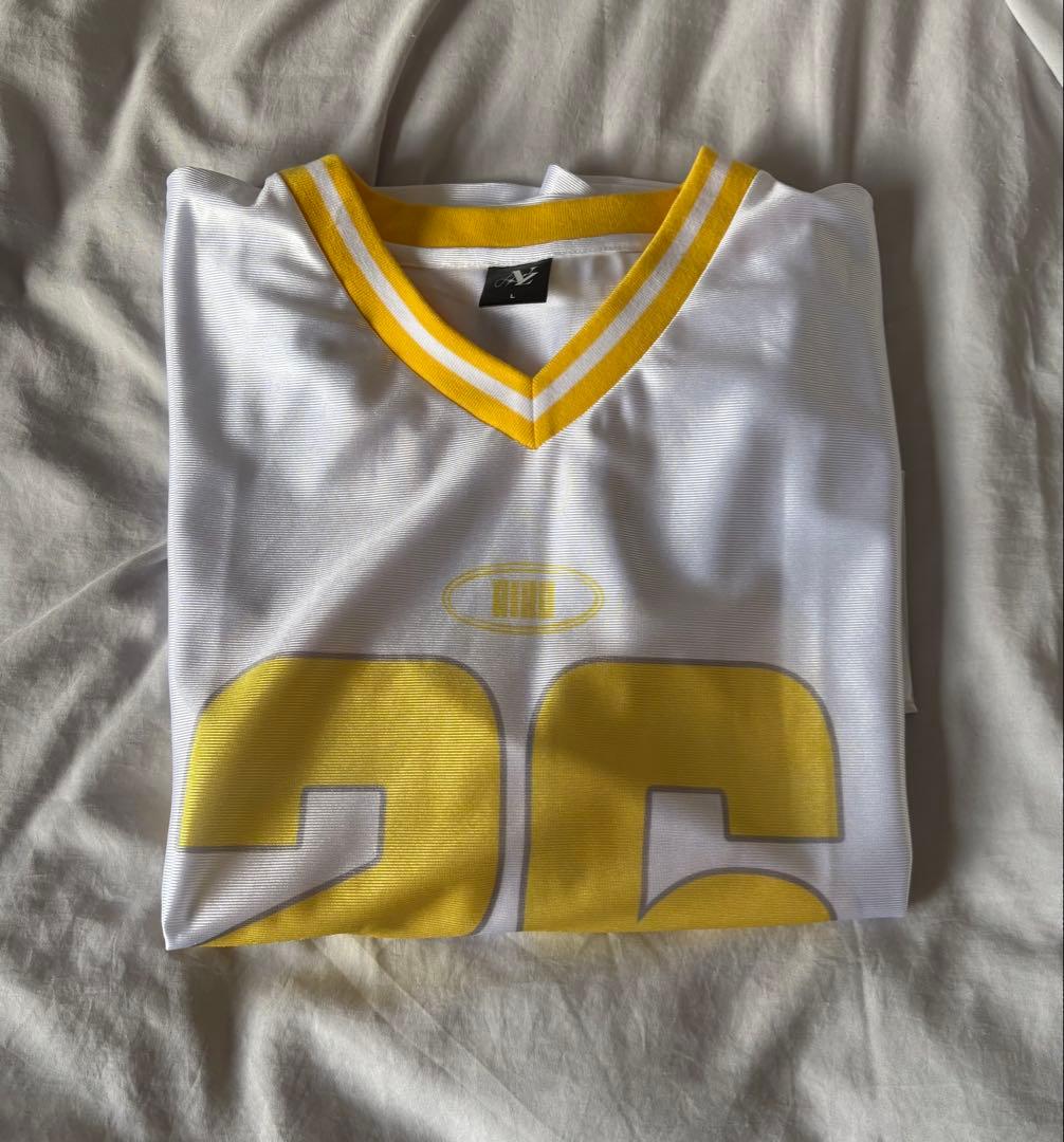 NiziU ユニフォームTシャツ RIKU - メルカリ