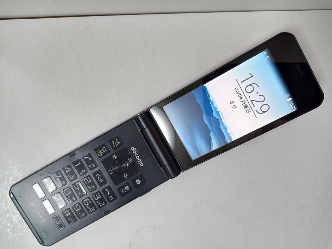 ☆ docomo arrows ケータイ ベーシック F-41C ネイビー - メルカリ