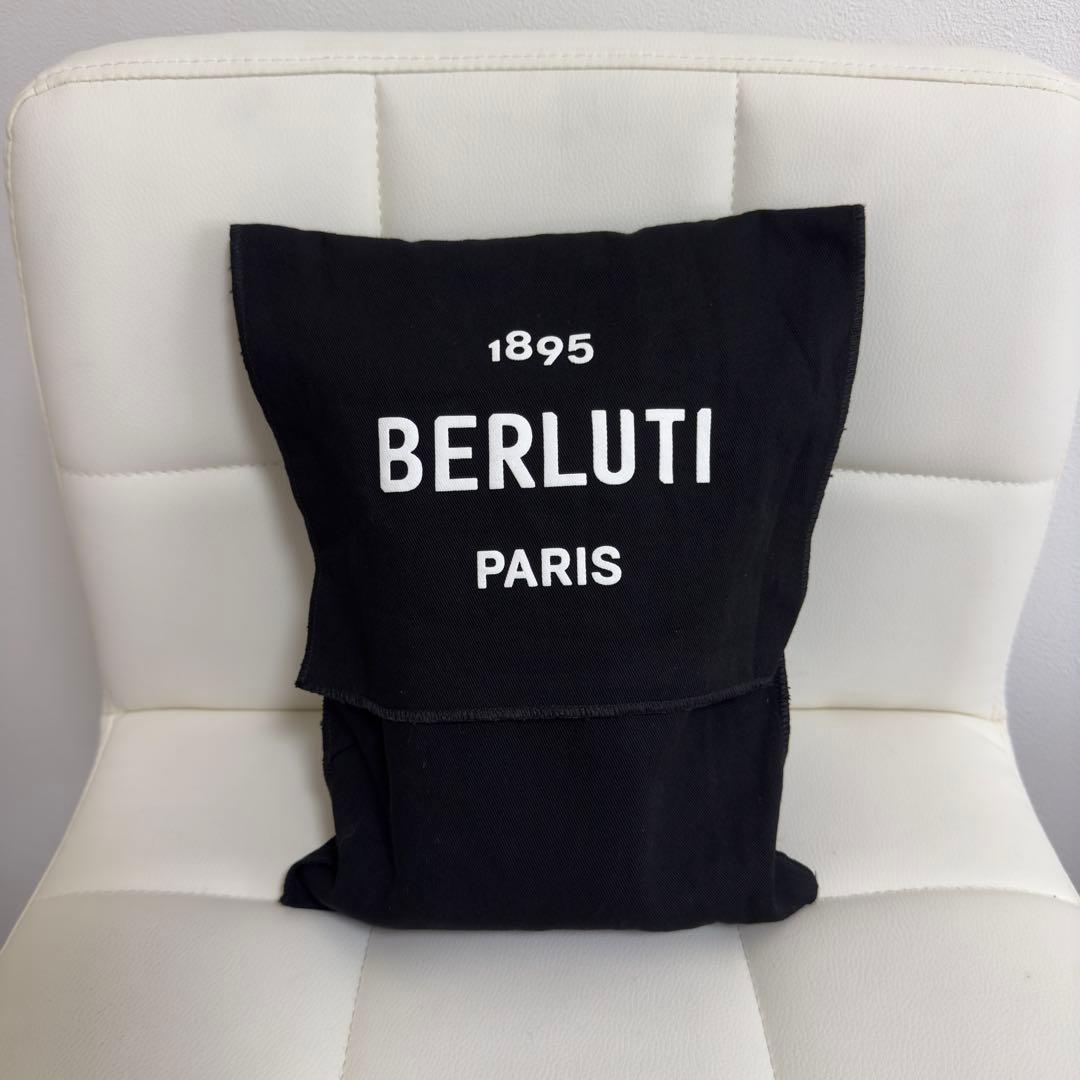 新品同様 定価29万 ベルルッティ カリグラフィースクリットレザー