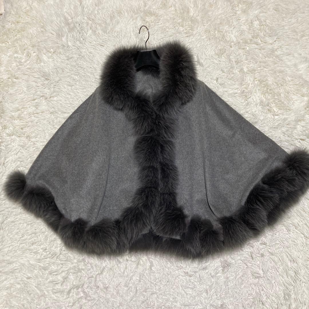 極美品サガファー ケープコート ポンチョ カシミヤ100% ブルー