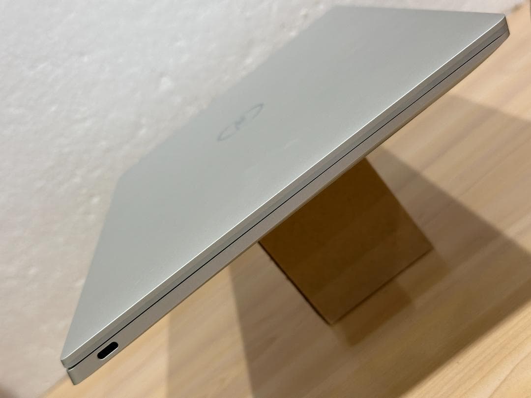 美品 Dell XPS 9320 i7-1360P/16/512/FHD+