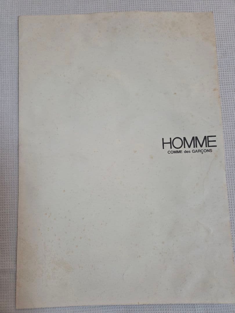希少カタログCOMME des GARCONS Homme No.14 1983 COMME des GARÇONS HOMME No. 15 - 1983 by Hajime Sawatari. This