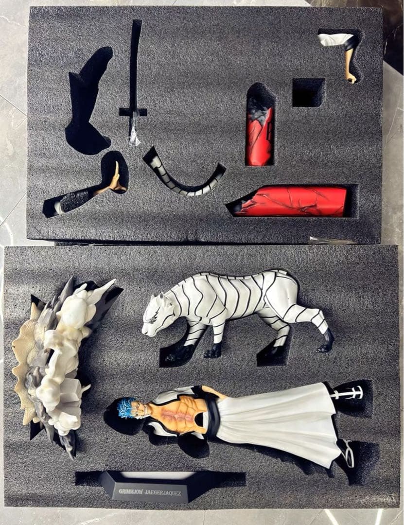 BLEACH 黒衣少年図 グリムジョー ガレージキット ガレキ スタチュー⑨