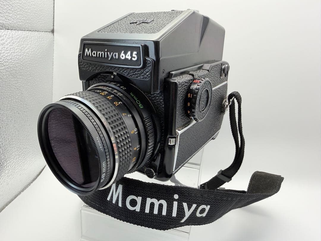 Mamiya 645 フィルムカメラ 80㎜ f/2.8レンズセット Mamiya 645 with Mamiya-Sekor 1:2,8 f=80mm lens – Hard to Find