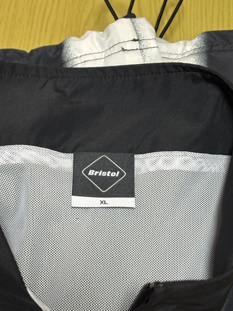 ジャケット・アウター F.C.Real Bristol ERIC HAZE: WARM-UP XL