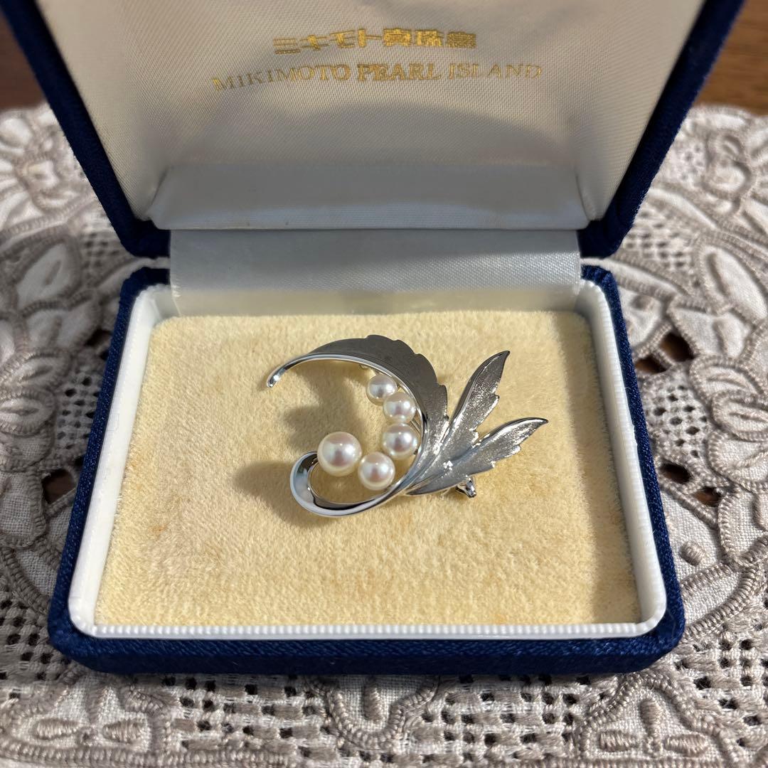 ミキモト本パールブローチ ビンテージ刻印あり - メルカリ