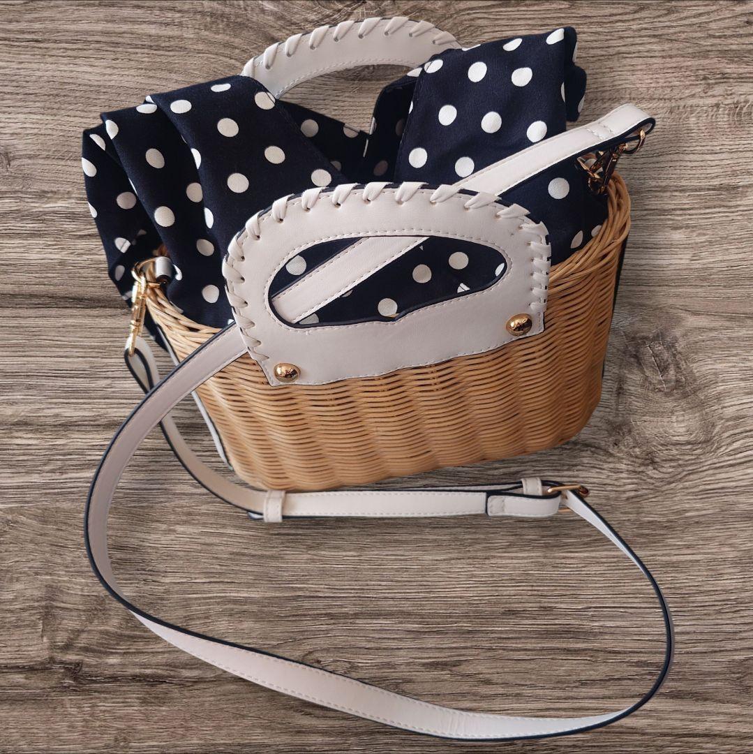 ドノバン アキロンコラボ バック ホワイト✖️ドットドノバンアキロン