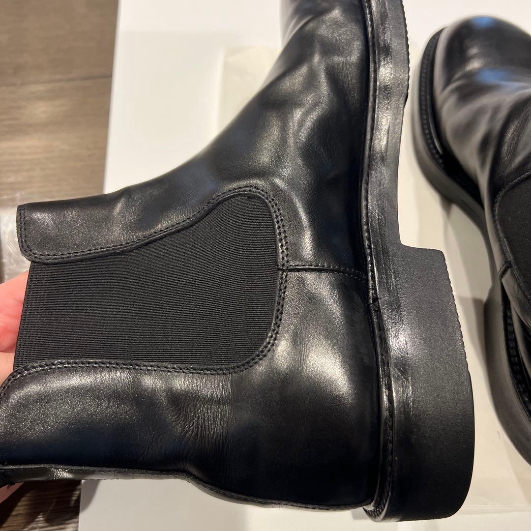 近日削除】 Bollini（ボリーニ） サイドゴアブーツ - メルカリ