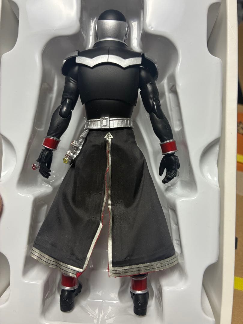 S.H.Figuarts（真骨彫製法） 仮面ライダーウィザード フレイムスタイル