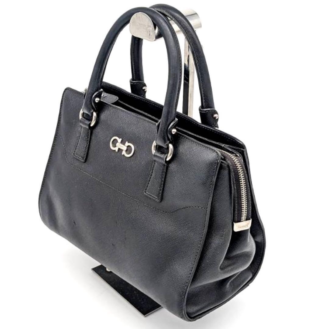 Salvatore Ferragamo✨ハンドバッグ ダブルガンチーニ レザー Salvatore Ferragamo フェラガモ ガンチーニ レザー 2way ハンドバッグ