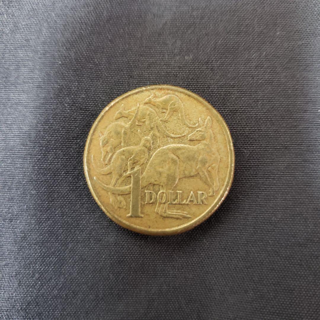オーストラリア硬貨 1ドル 1985年 エリザベス2世 カンガルー - メルカリ
