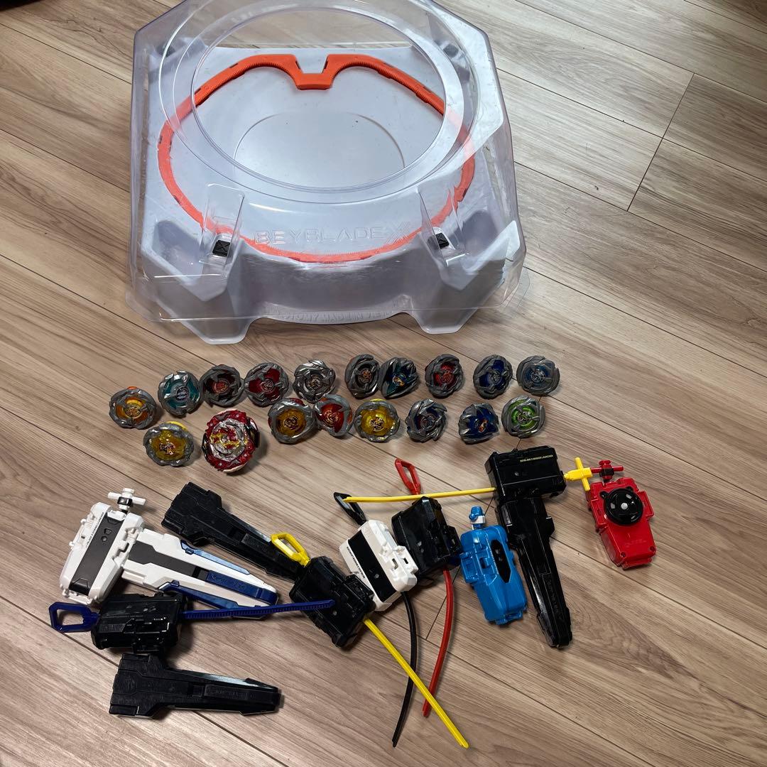 ベイブレードX ベイブレードバースト スタジアムセット - メルカリ