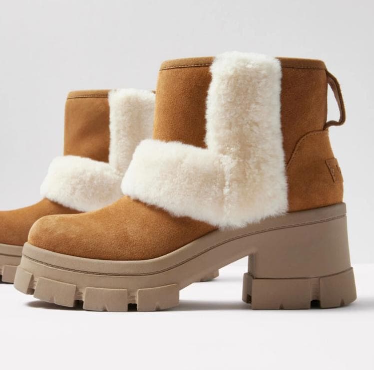 【美品】UGG W ROOKLYN SUNBURST 23.5cm