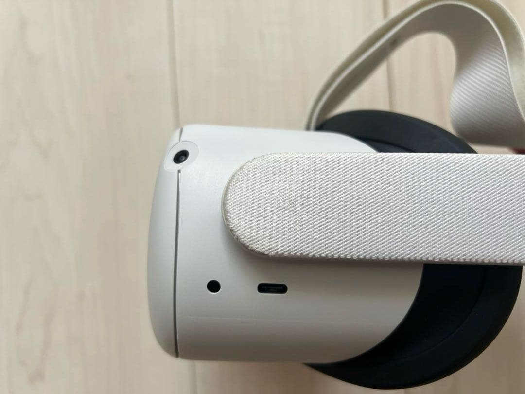 《美品》 QUEST 2 128GB + ELITE STRAP セット