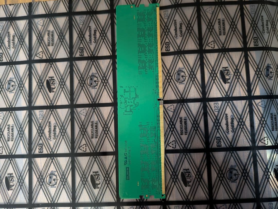 BUFFALO DDR5 4800 16GB メモリー - メルカリ