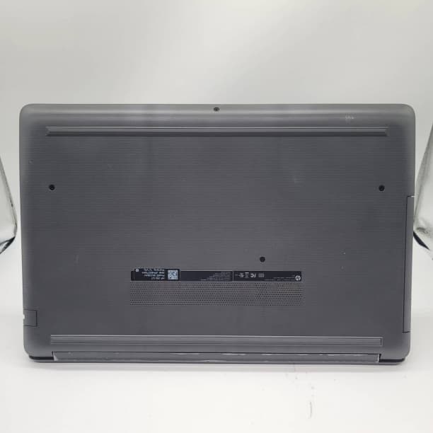 バッテリー◎ 15 HP Celeron N4000 SSD256GB オフィス