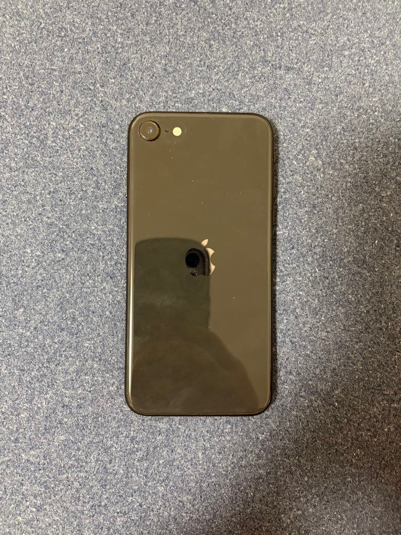 iPhone SE (第2世代) ブラック じゃんぱら-Apple iPhone SE（第2世代） 64GB ブラック （国内版SIM