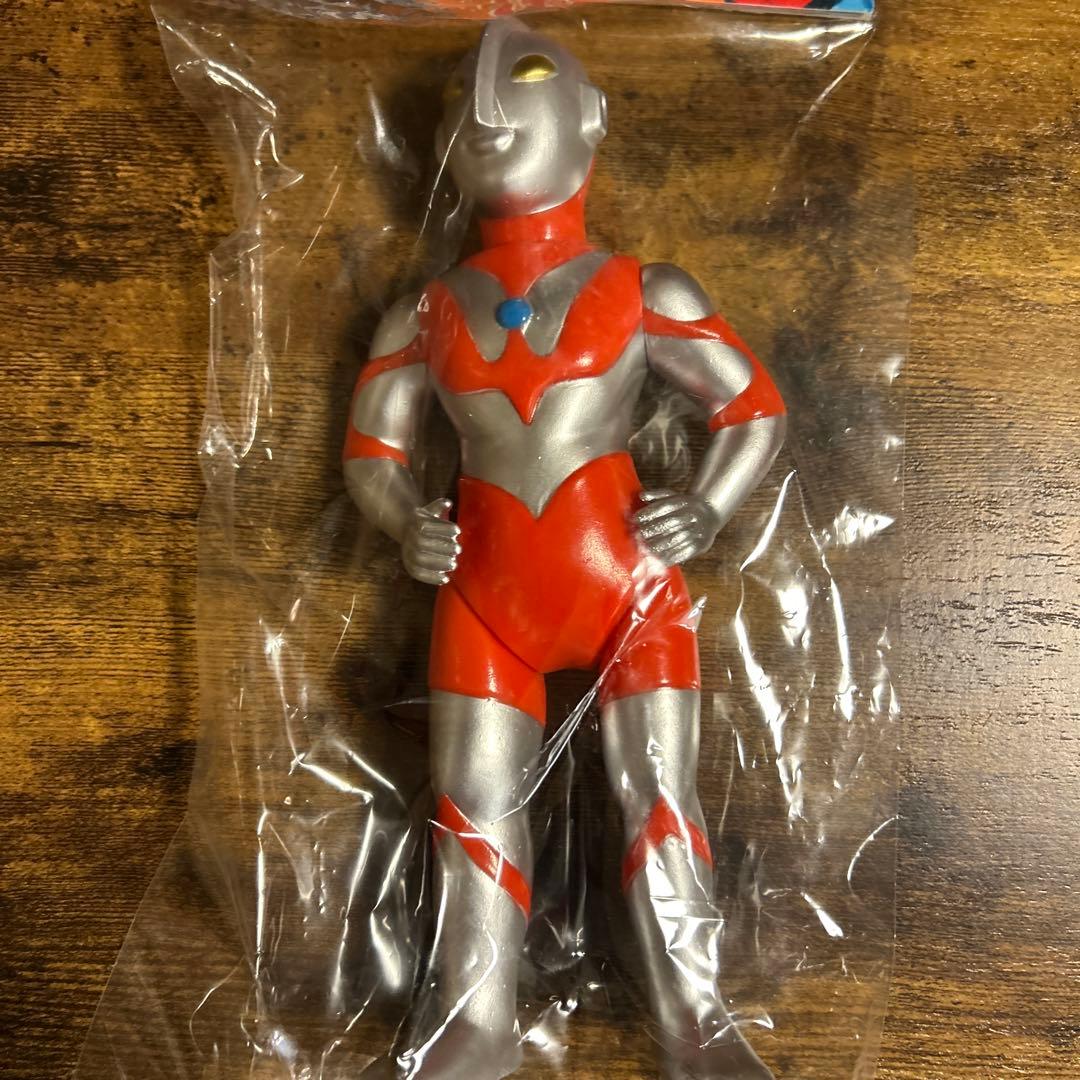 ブルマァクの怪獣シリーズ ウルトラマン 復刻版 シルバー ソフビ【未