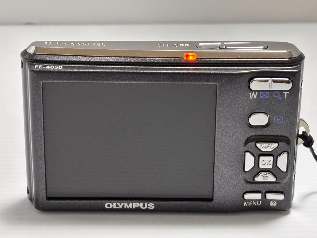美品 Olympus fe-4050 12.0MP 4倍ズーム デジタルカメラ