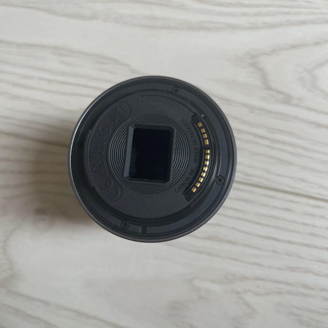 美品 キャノン　レンズ　RF-S18-45mm F4.5-6.3 IS STM