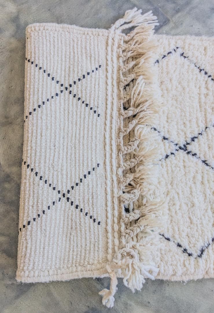 限定セール中】-モロッコ-ミニベニワレンラグ-No.21(65×111cm) - メルカリ