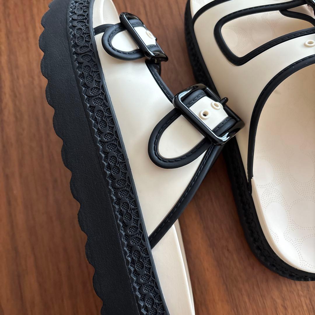 coach未使用 COACH SIGNATURE レイニーサンダル - メルカリ