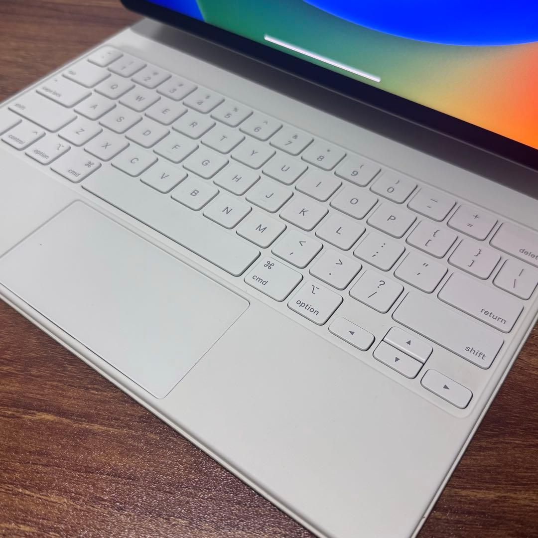 iPad Pro12.9第6世代1TB Wi-Fi Magic Keyboard