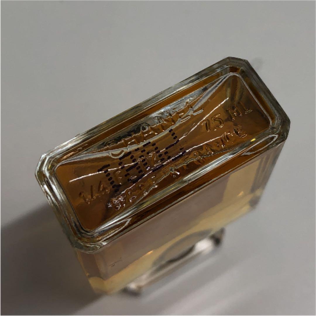 シャネル N°19  PARFUM 香水 7.5ml