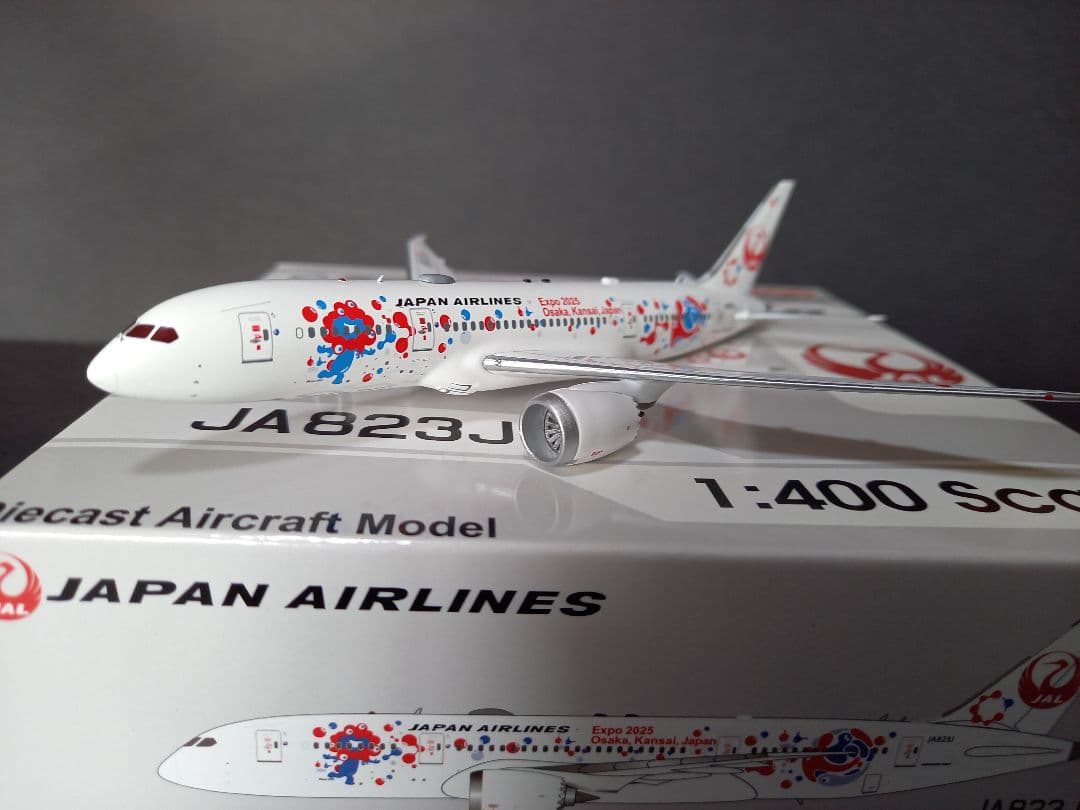1/400 JAL Boeing787-8 JA823J 大阪万博塗装機です - メルカリ