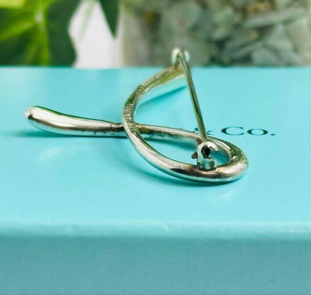 美品 Tiffany ブローチ コサージュ アルファベット L シルバー