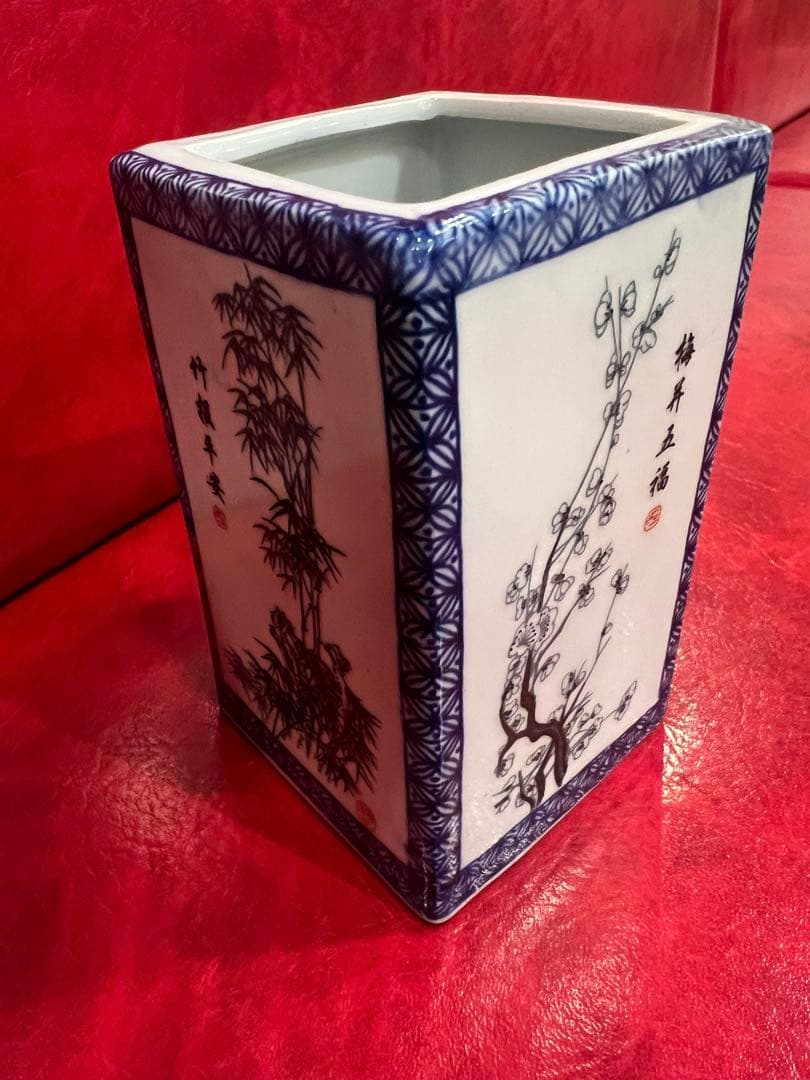 蔵出し　中国骨董　大清乾隆竹と梅の絵柄 陶磁器花瓶 重要美術品］白地鉄絵牡丹文梅瓶 | 磁州窯 | 収蔵品詳細 | 作品を知る