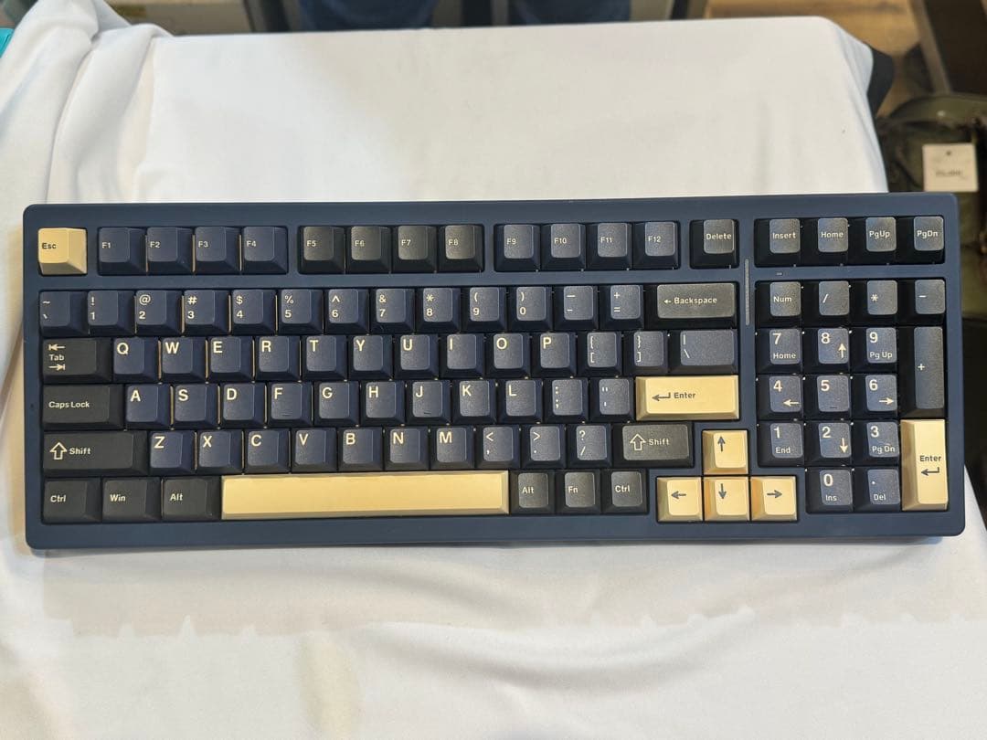 542＊VGN　S99　ワイヤレスメカニカルキーボード　ゲーミング　ネイビー ゲーミングキーボード S99(英語配列) ギルデッドネイビー S99NAVY